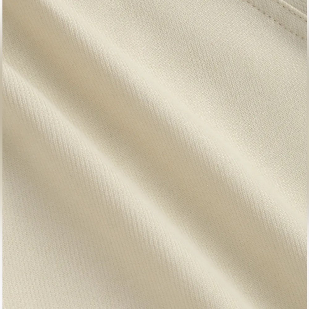 Solid mid waist button pocket shorts - Picture 5 of 6